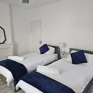 Luxury In Lewisham Apartment Bromley