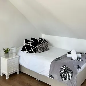 Cosy Studio Near Beach Apartment Brighton