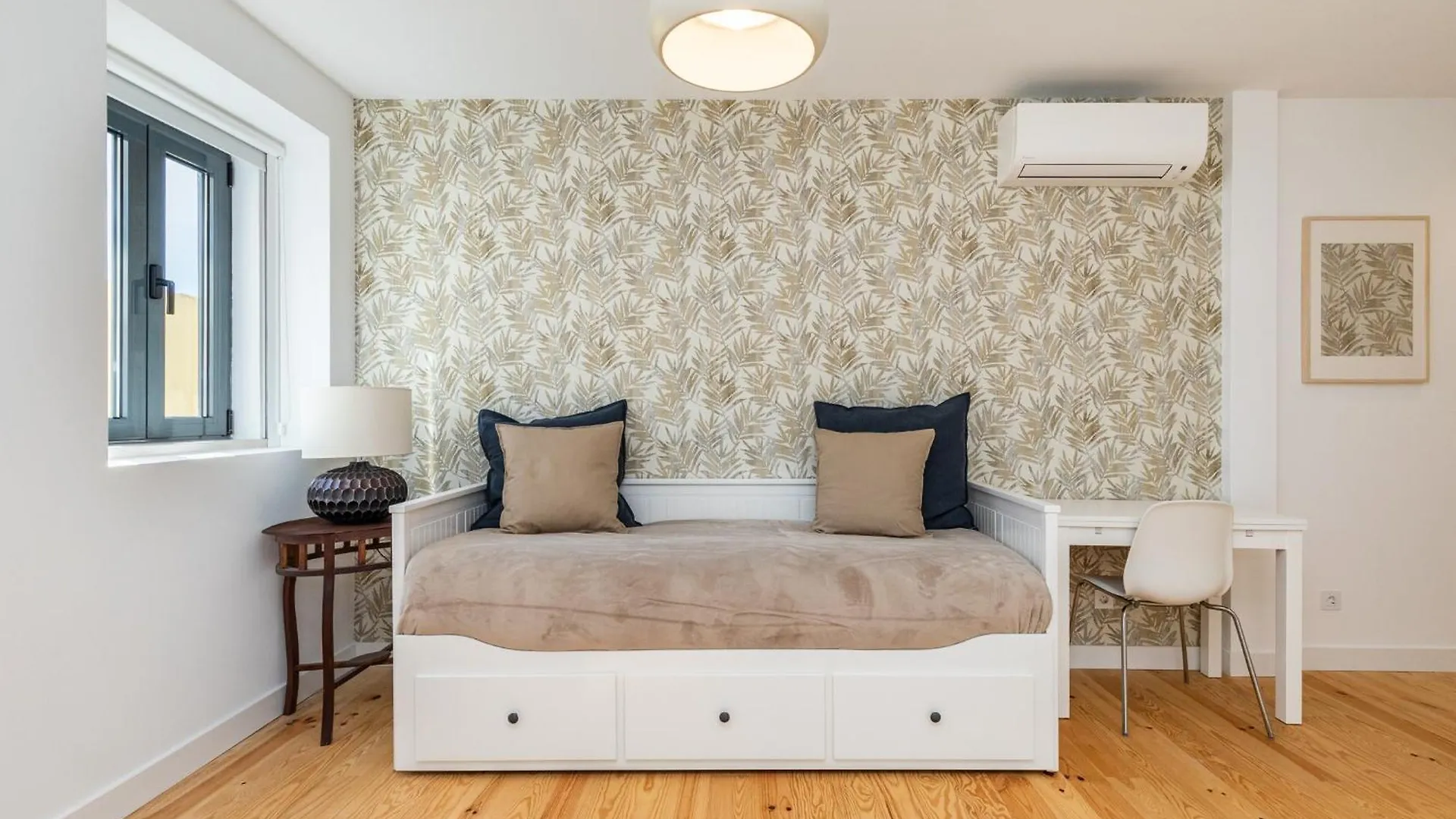 Design And Bright Studios Near Pasteis De Belem Lisboa 0*,  Portugal